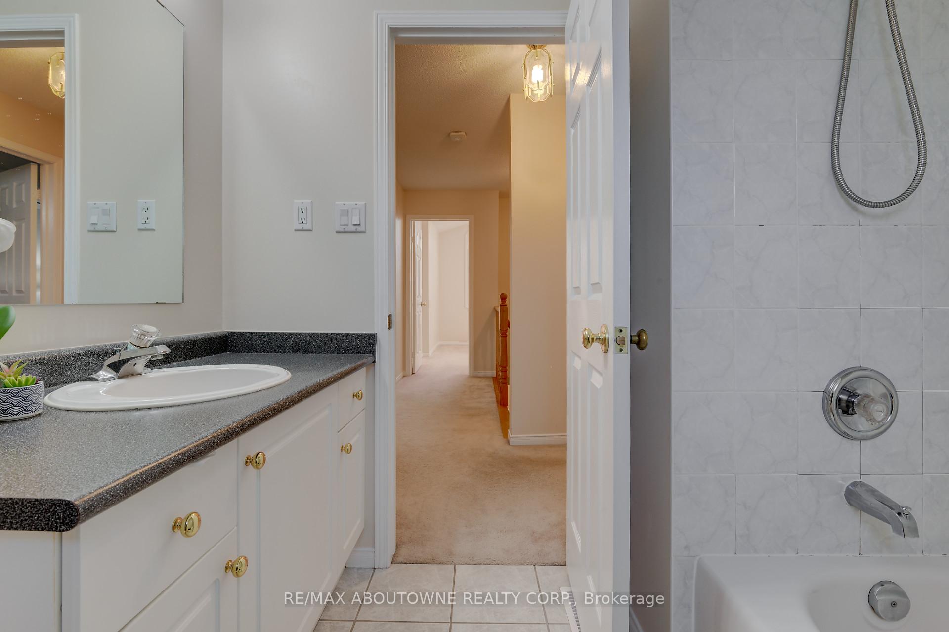 Photo 34 of 163 Fano Drive, Hamilton, Butler — HOMEH