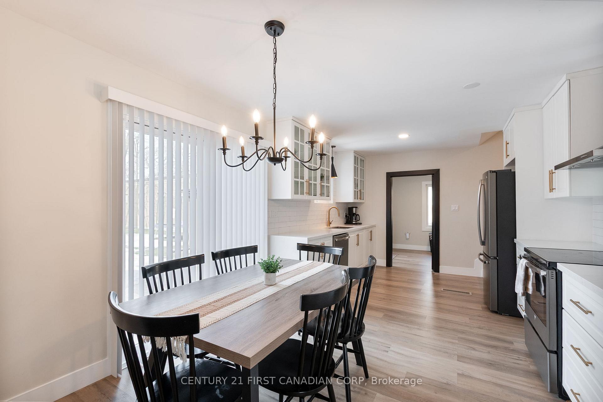 Photo 13 of 34 Wellington Street, Aylmer — HOMEH