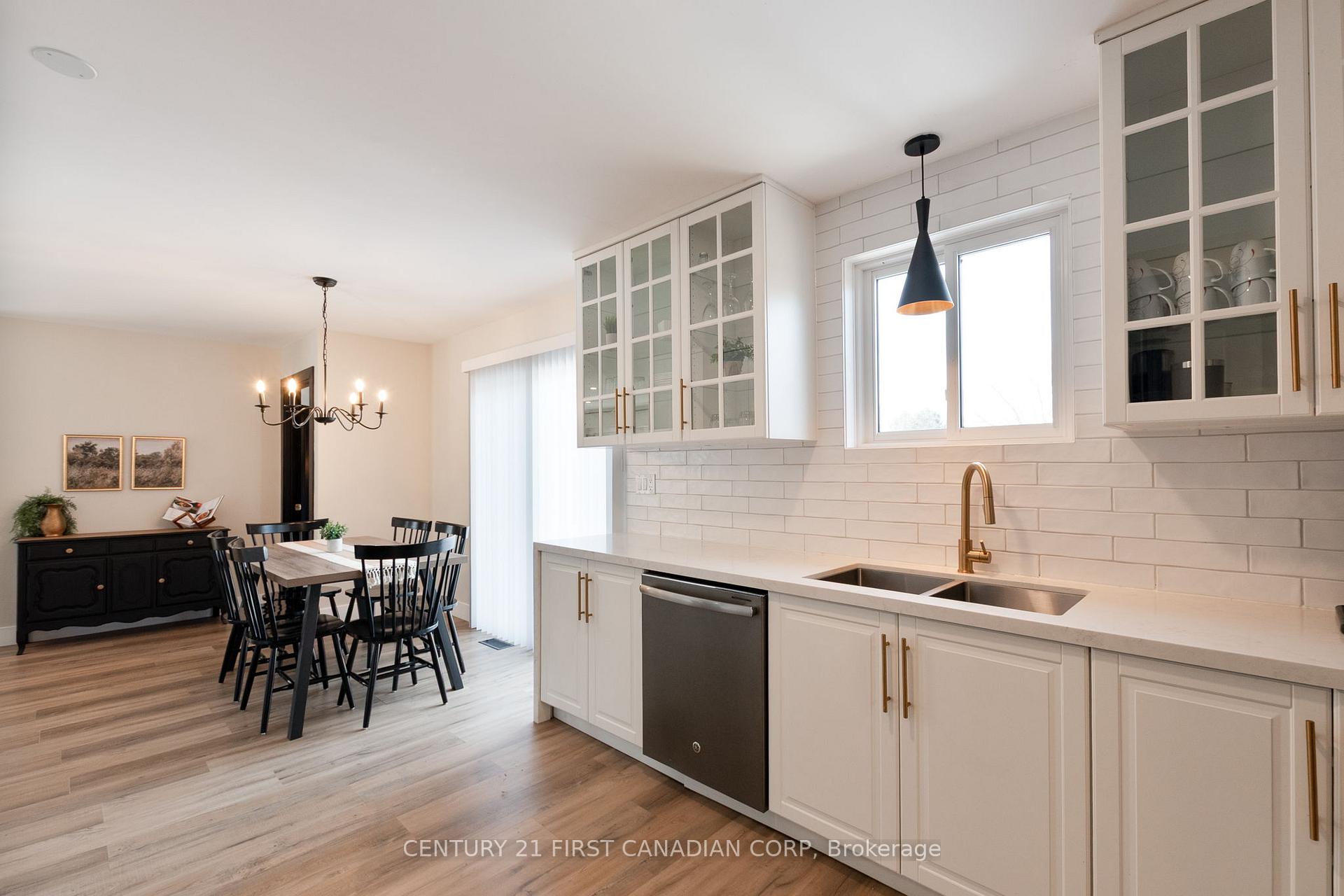 Photo 17 of 34 Wellington Street, Aylmer — HOMEH
