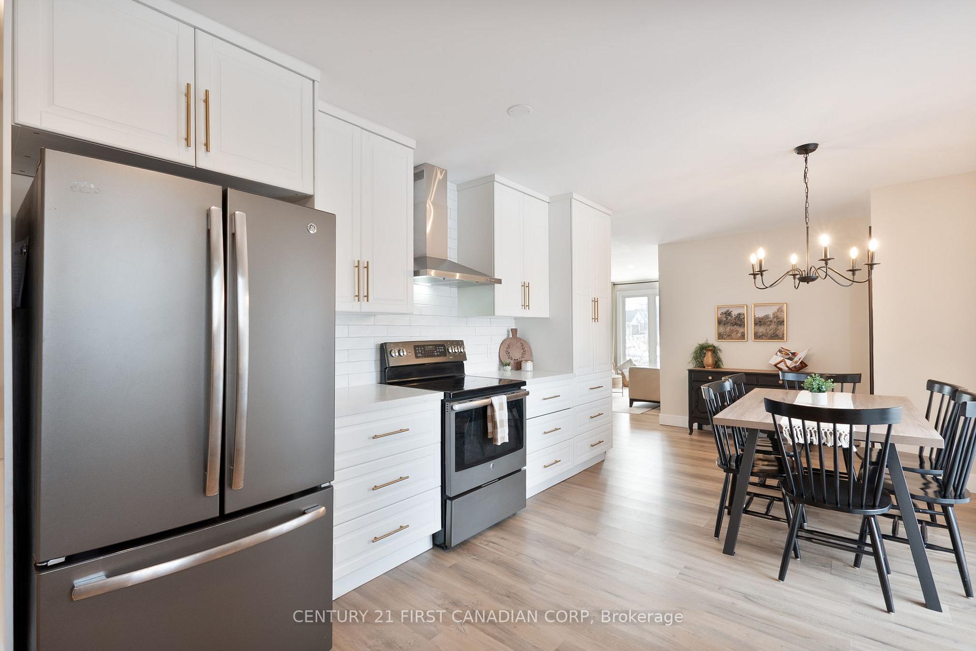 Photo 18 of 34 Wellington Street, Aylmer — HOMEH