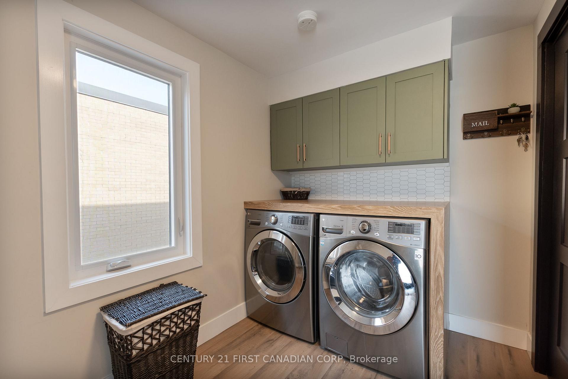 Photo 19 of 34 Wellington Street, Aylmer — HOMEH