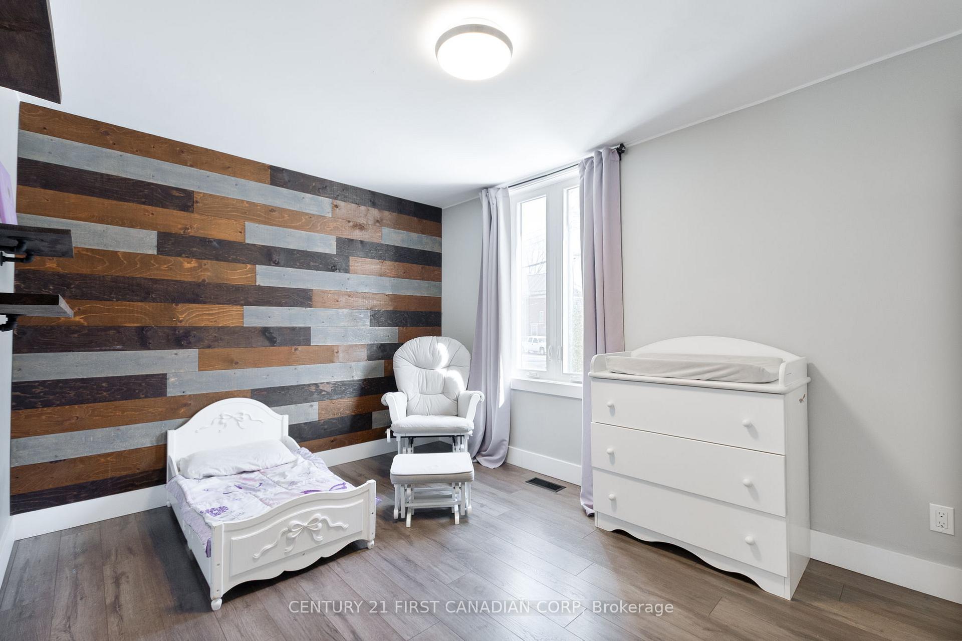 Photo 29 of 34 Wellington Street, Aylmer — HOMEH