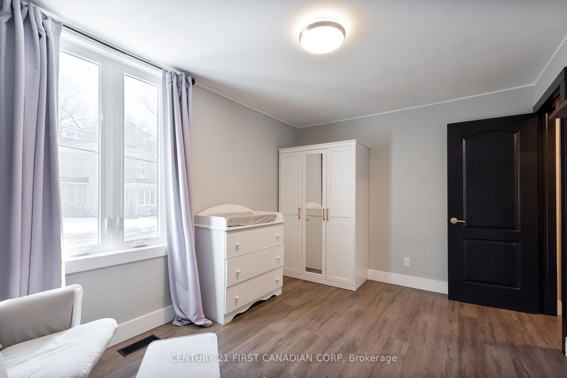 Photo 32 of 34 Wellington Street, Aylmer — HOMEH