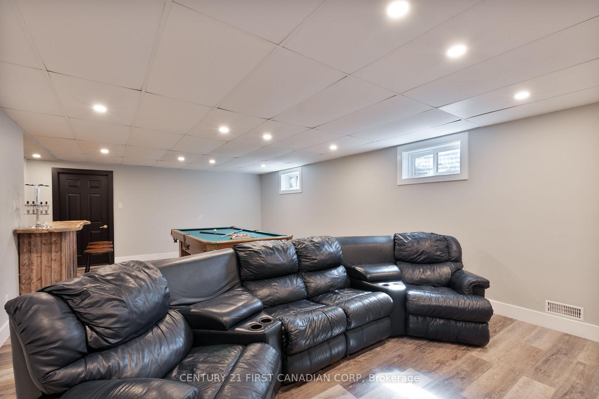 Photo 42 of 34 Wellington Street, Aylmer — HOMEH
