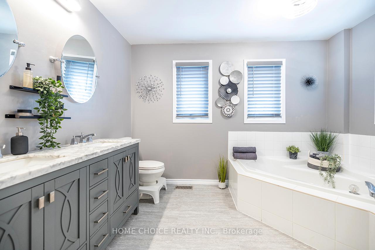 Photo 16 of 4 Aldcroft Crescent, Clarington, Bowmanville — HOMEH