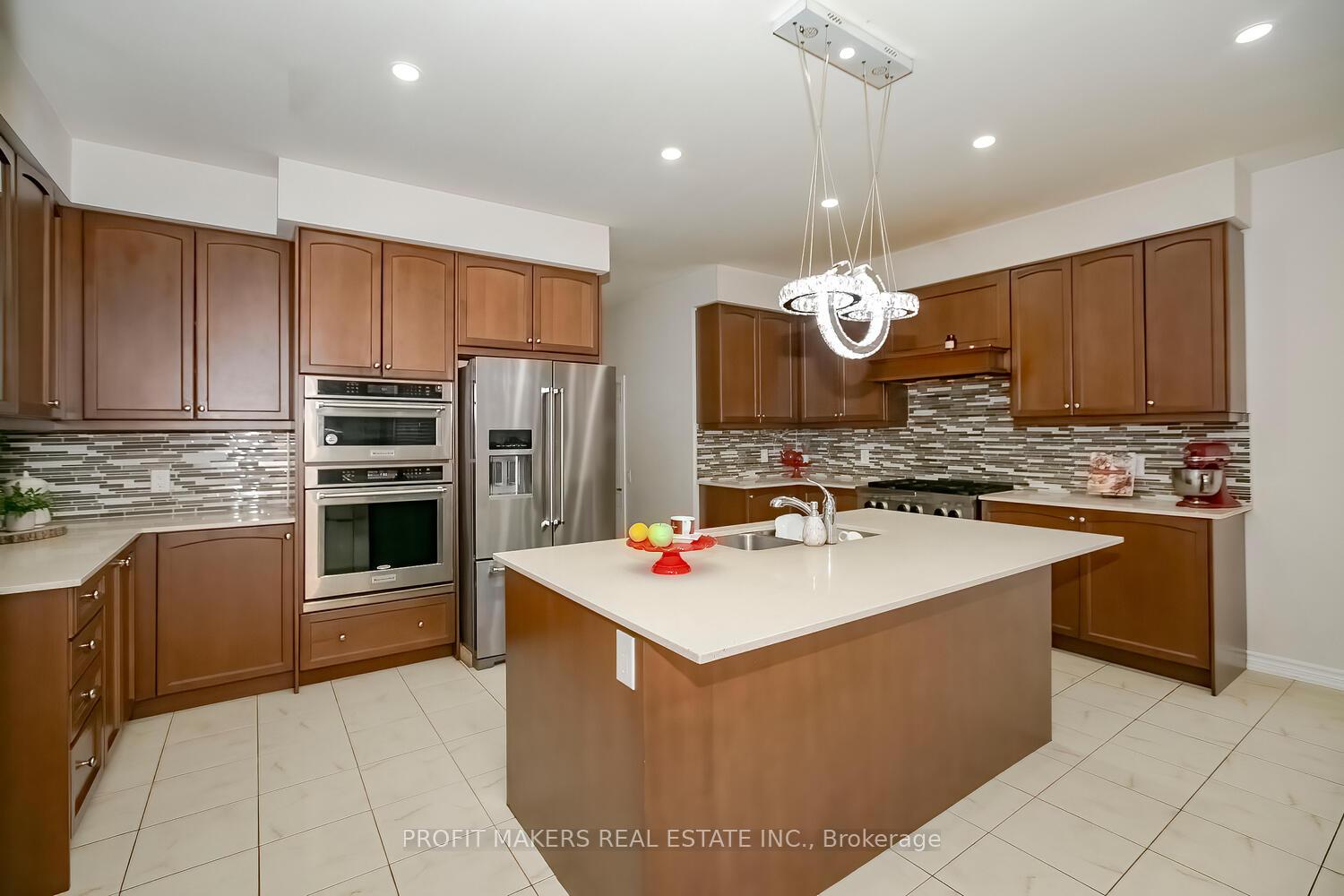 Photo 12 of 56 Valleybrook Crescent, Caledon, Rural Caledon — HOMEH