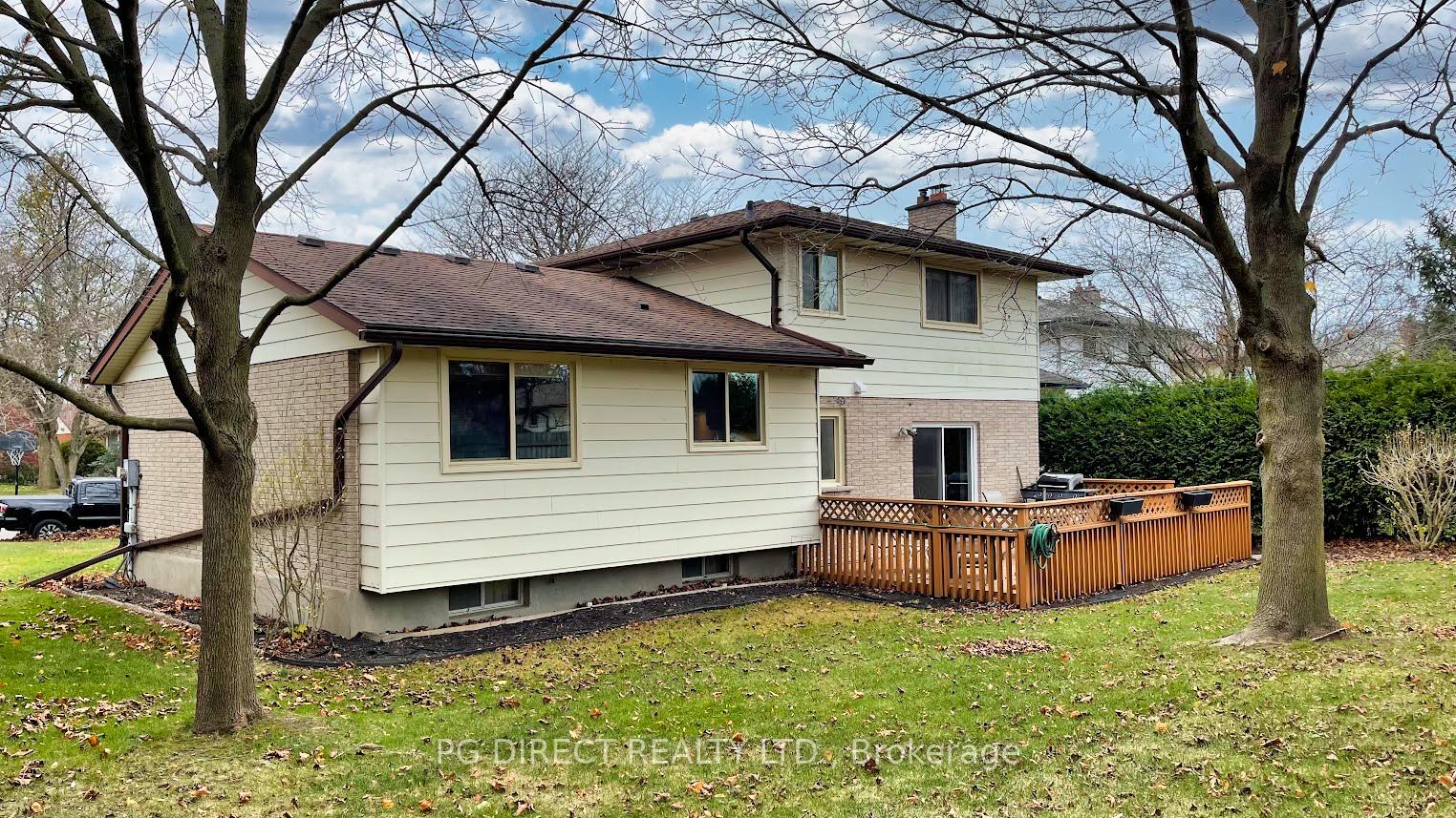 Photo 19 of 8 Champlain Place, Guelph, Kortright West — HOMEH