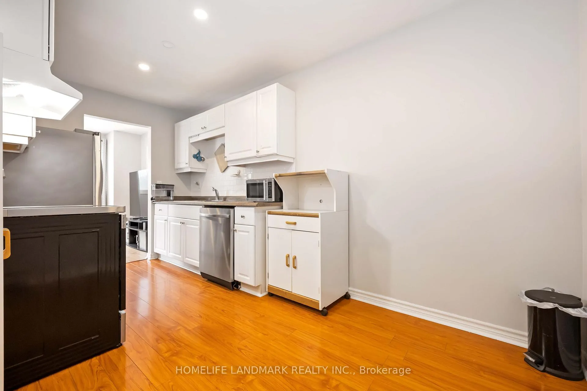 Photo 11 of Unit 82, 700 Harmony Rd N, Oshawa, Pinecrest — HOMEH
