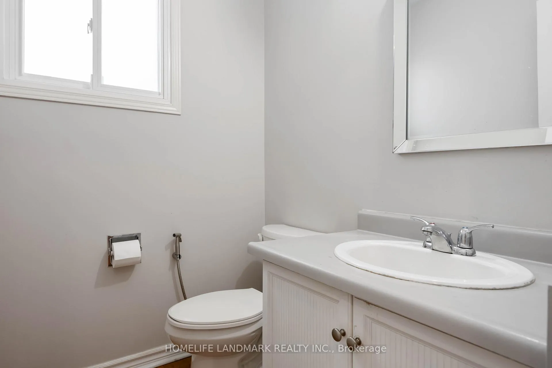 Photo 17 of Unit 82, 700 Harmony Rd N, Oshawa, Pinecrest — HOMEH