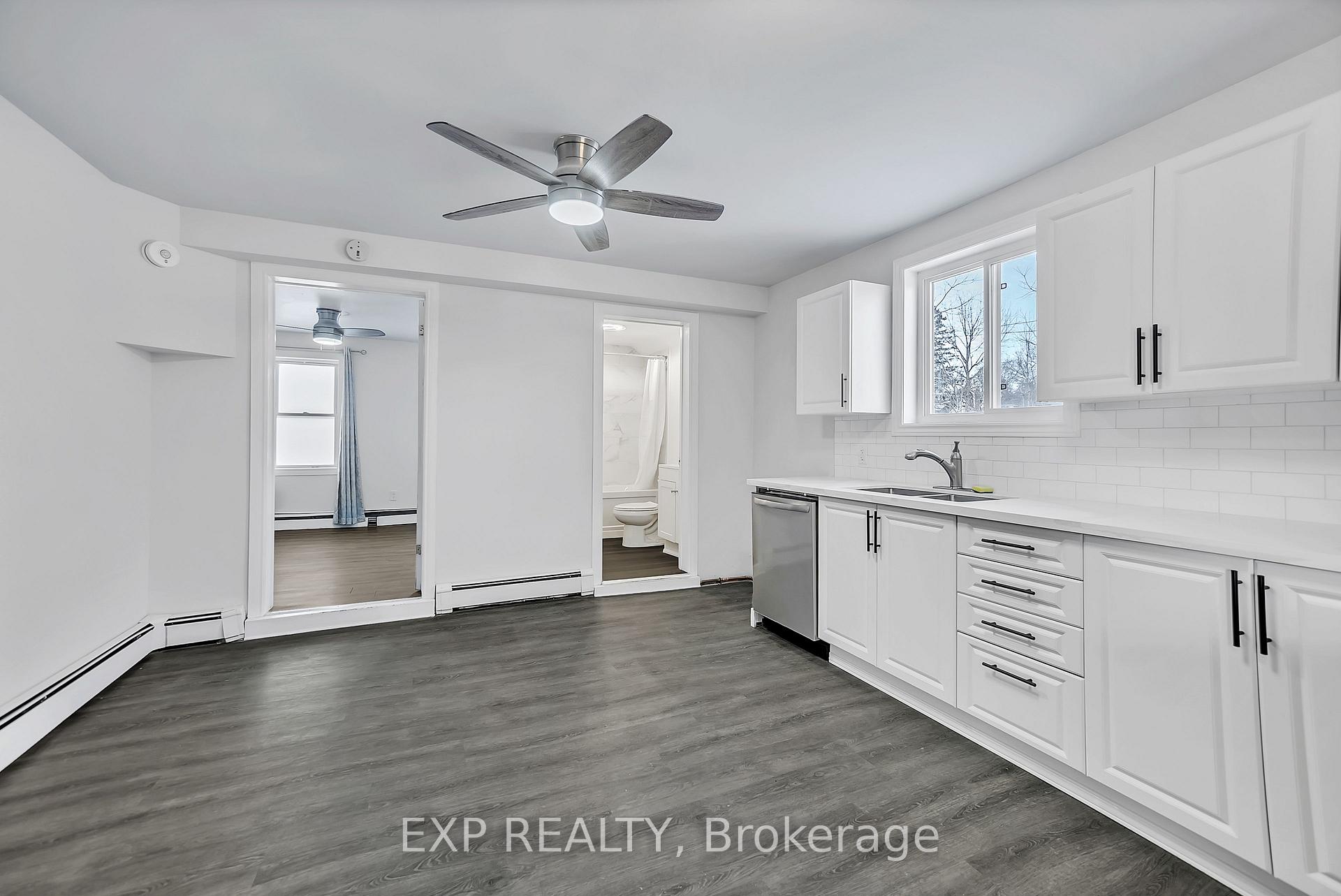 Photo 6 of Unit UNIT B, 132 Moira Street, Belleville, Belleville Ward — HOMEH