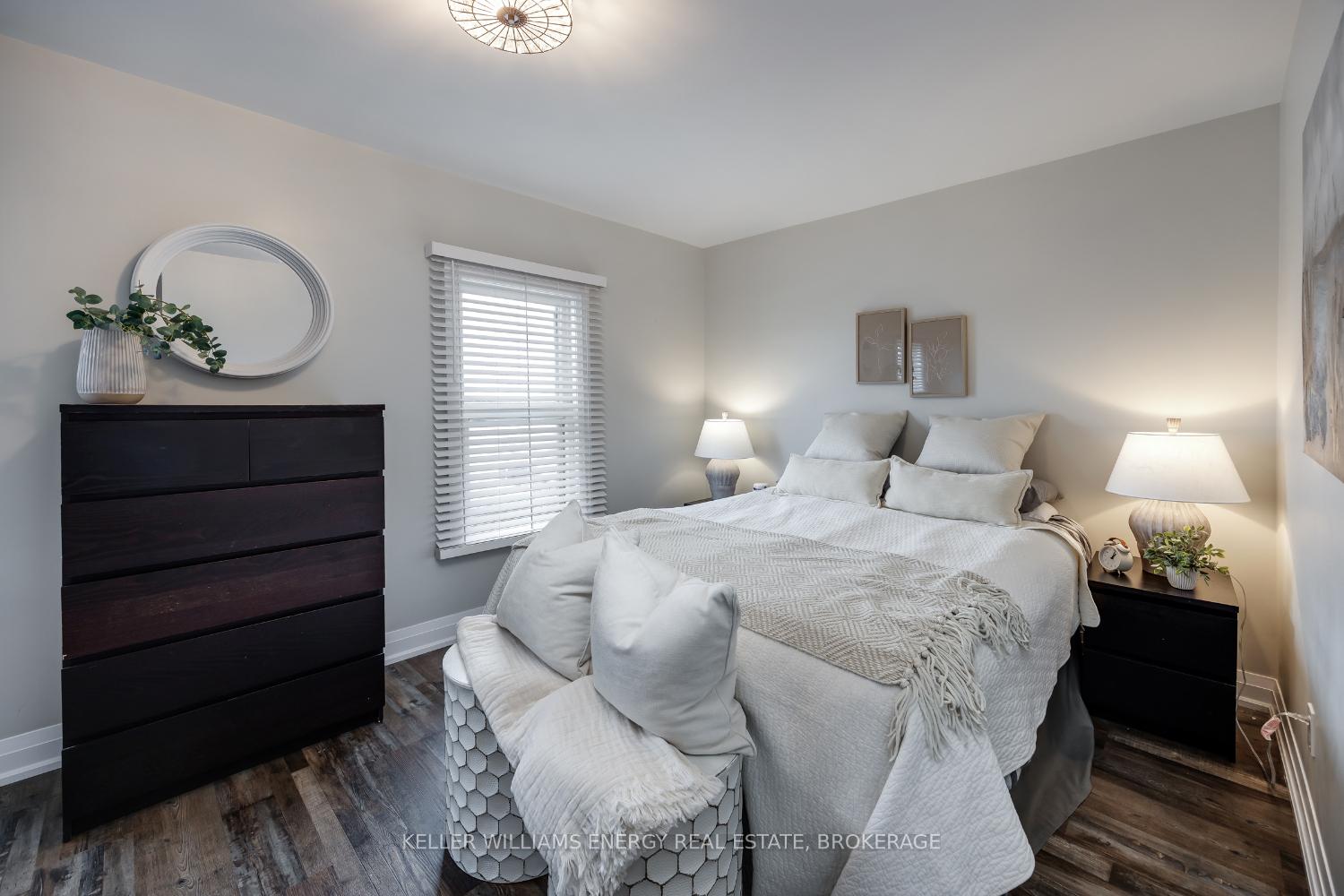 Photo 28 of 32 Liberty Street S, Clarington, Bowmanville — HOMEH