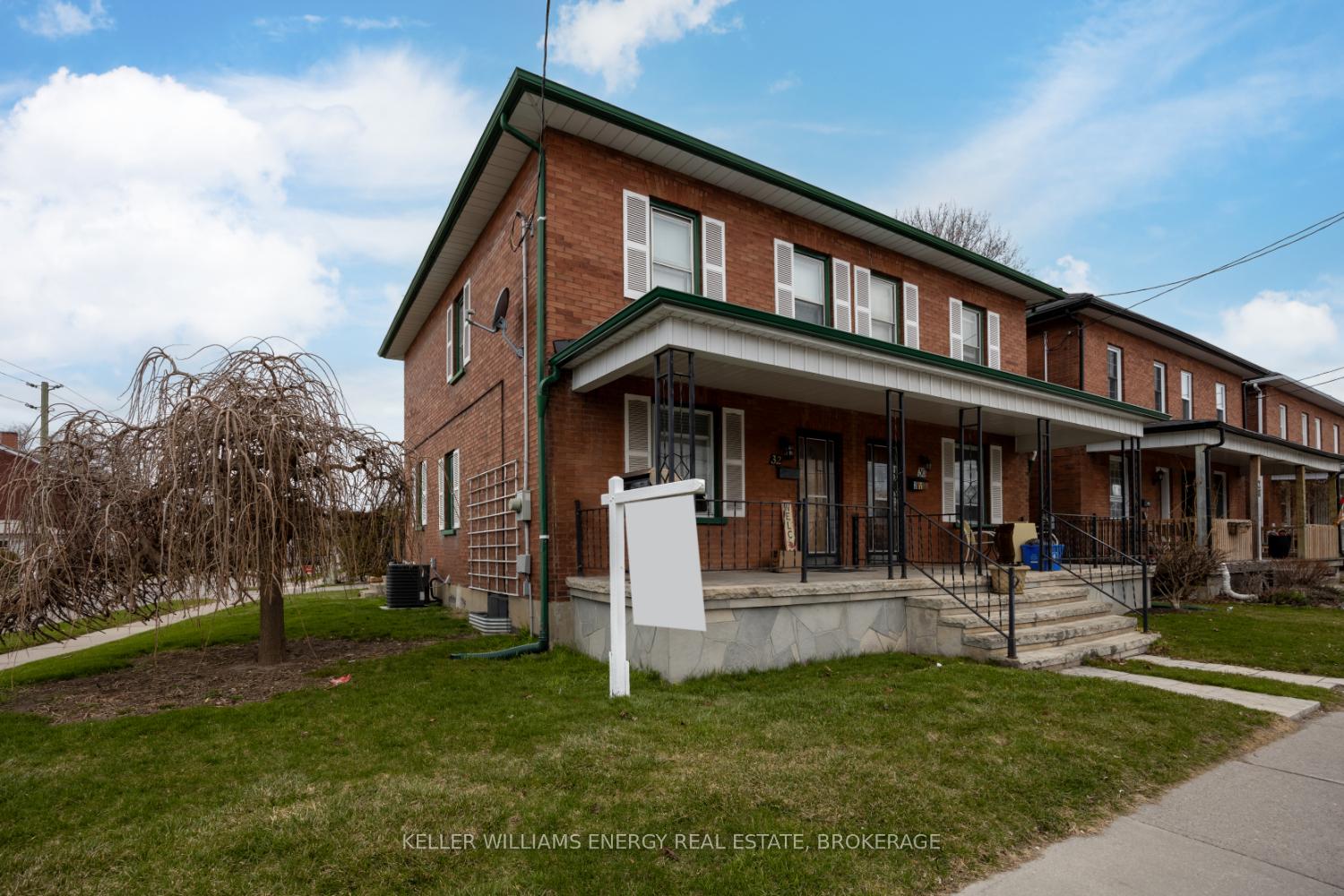 Photo 37 of 32 Liberty Street S, Clarington, Bowmanville — HOMEH