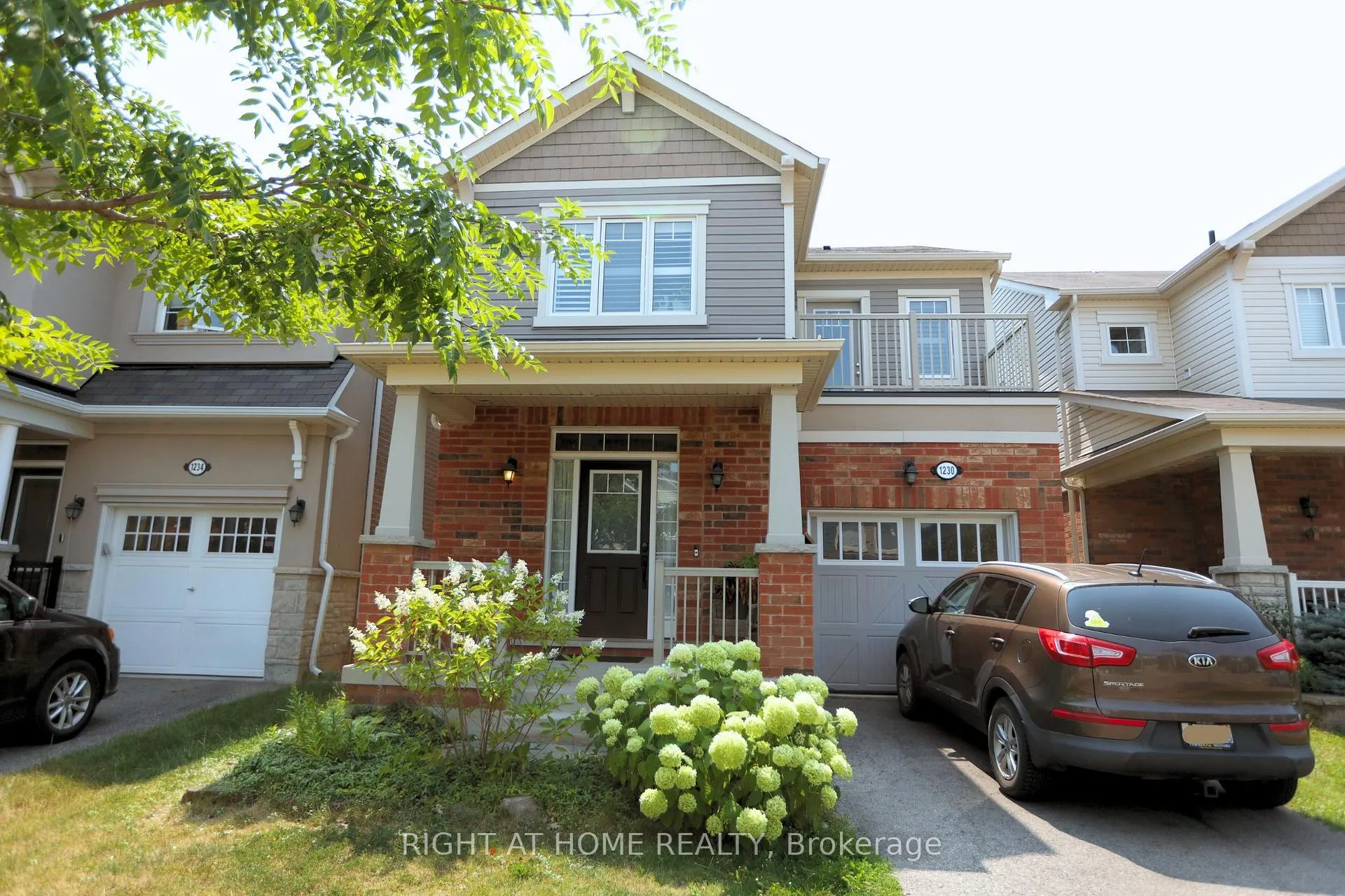 Photo 2 of 1230 Biason Circle, Milton, Willmott — HOMEH