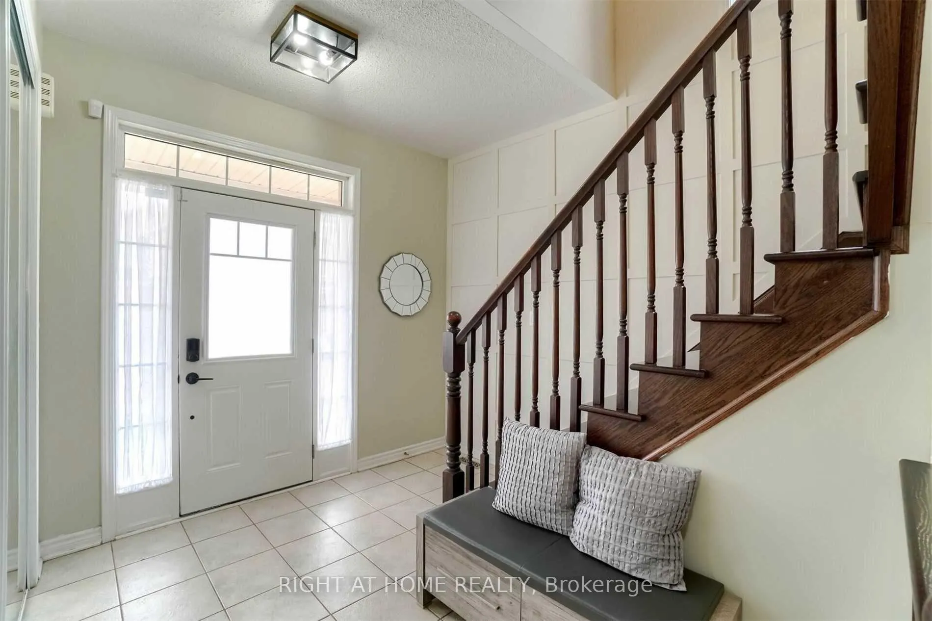 Photo 5 of 1230 Biason Circle, Milton, Willmott — HOMEH
