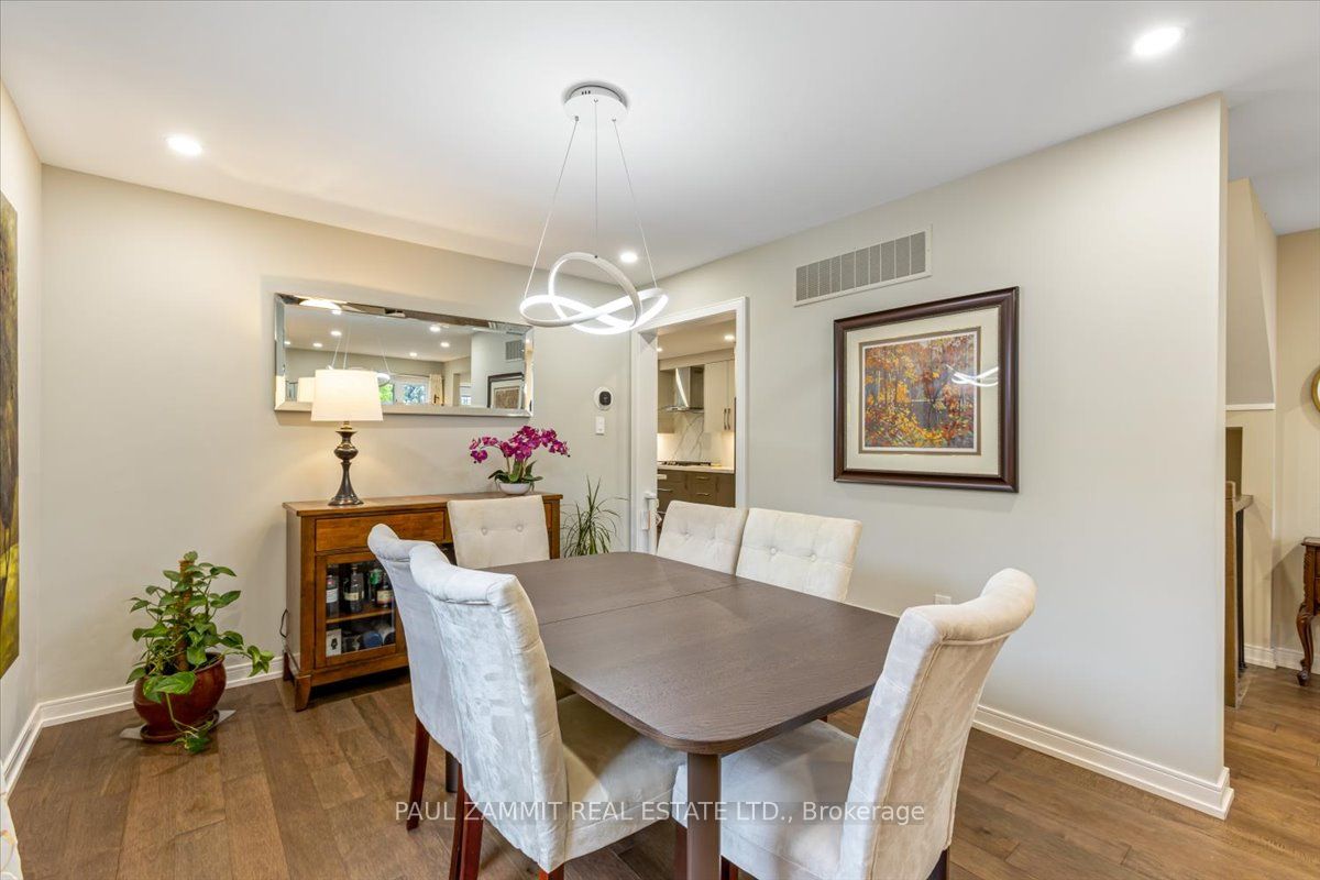 Photo 38 of 20 Lilac Avenue, Markham, Aileen-Willowbrook — HOMEH