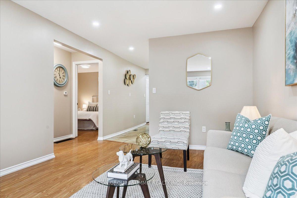 Photo 5 of 229 East 12th Street, Hamilton, Inch Park — HOMEH