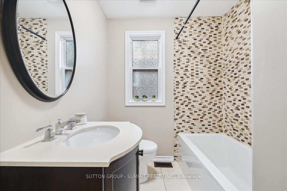 Photo 20 of 229 East 12th Street, Hamilton, Inch Park — HOMEH