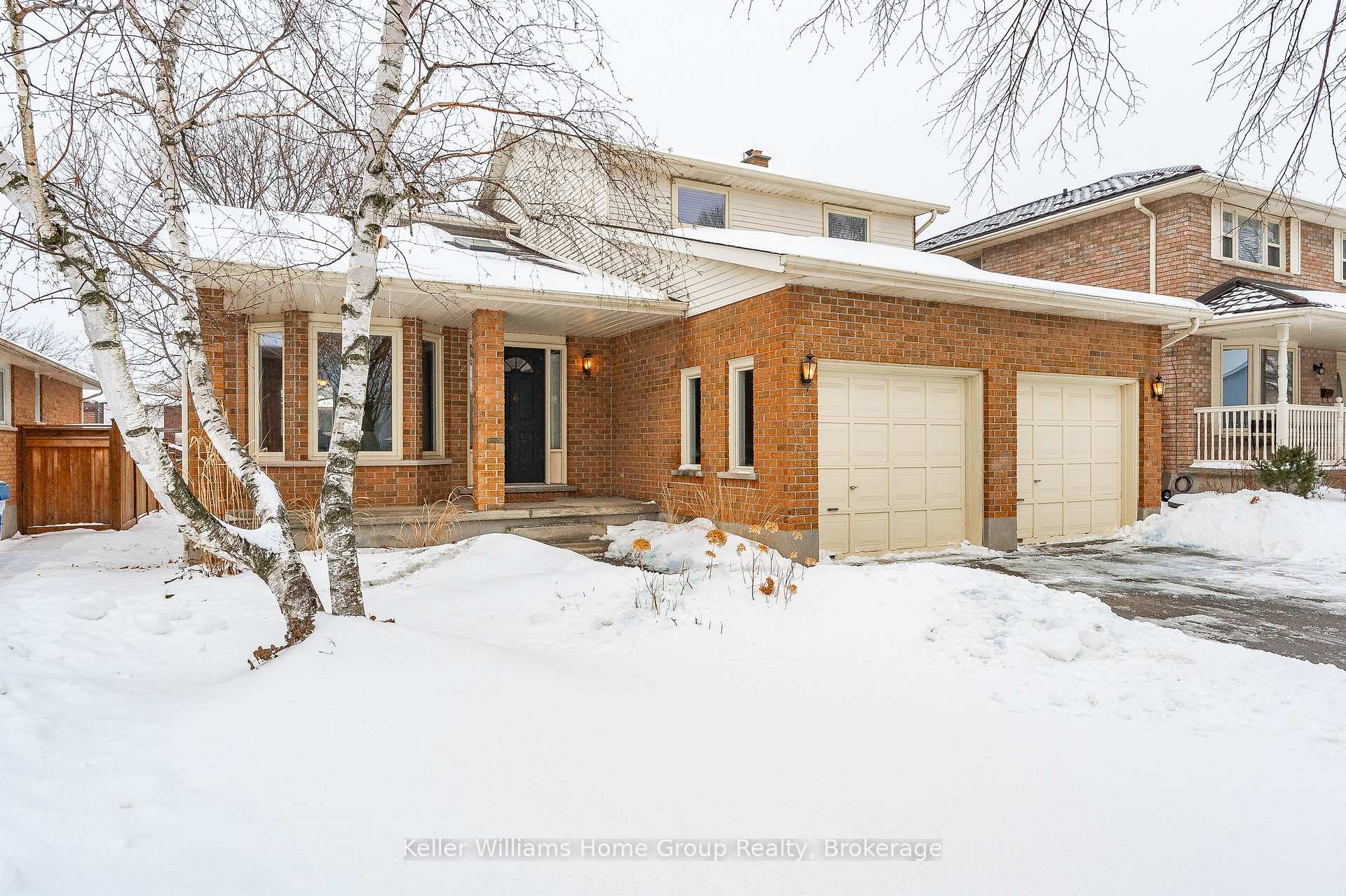 Photo 2 of 31 Pinetree Drive, Guelph, Willow West/Sugarbush/West Acres — HOMEH