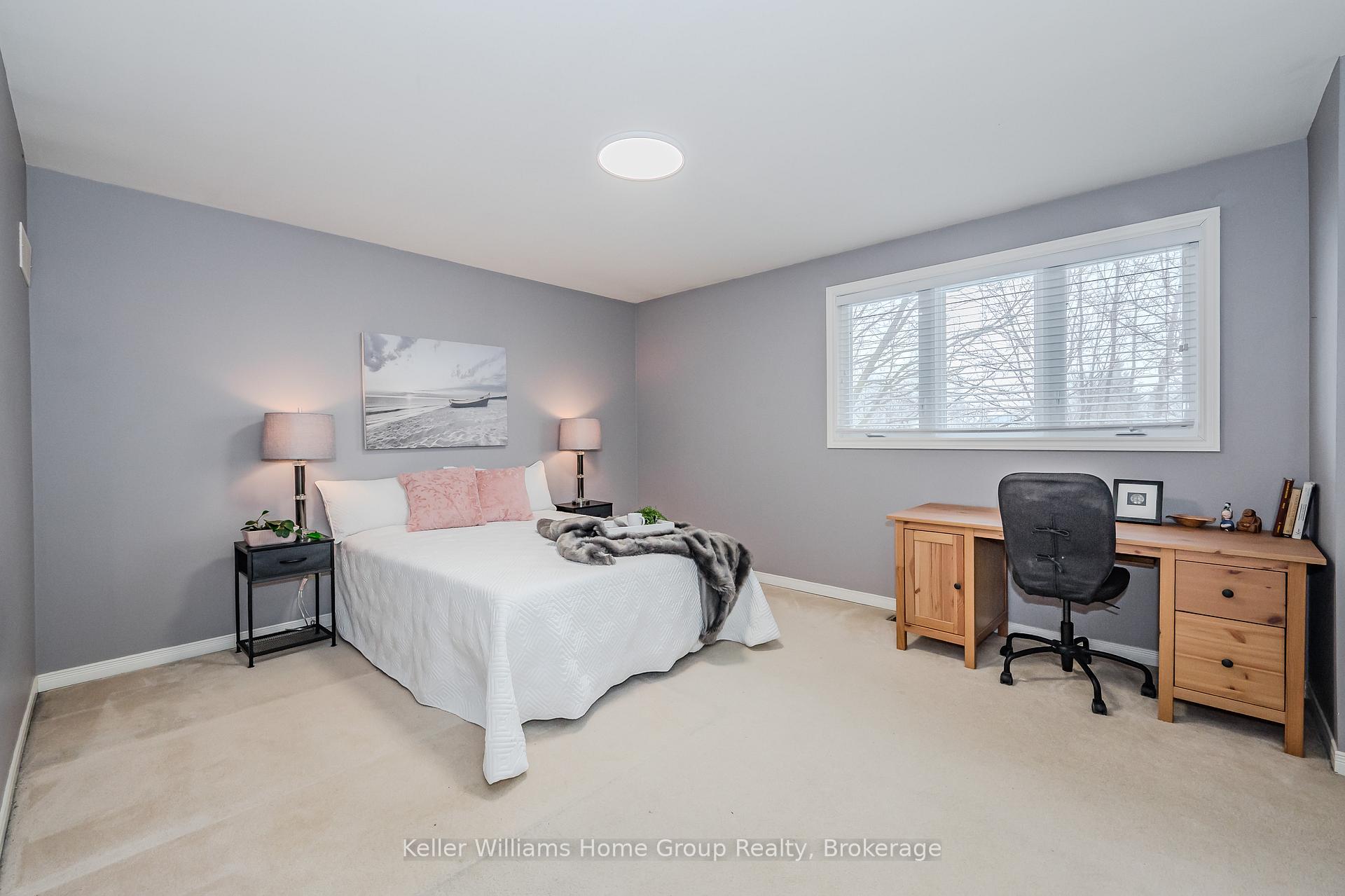 Photo 23 of 31 Pinetree Drive, Guelph, Willow West/Sugarbush/West Acres — HOMEH