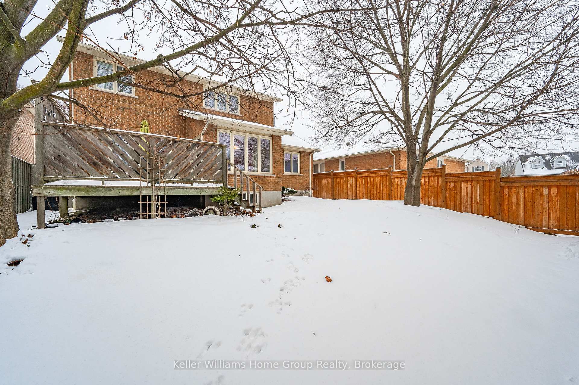 Photo 33 of 31 Pinetree Drive, Guelph, Willow West/Sugarbush/West Acres — HOMEH