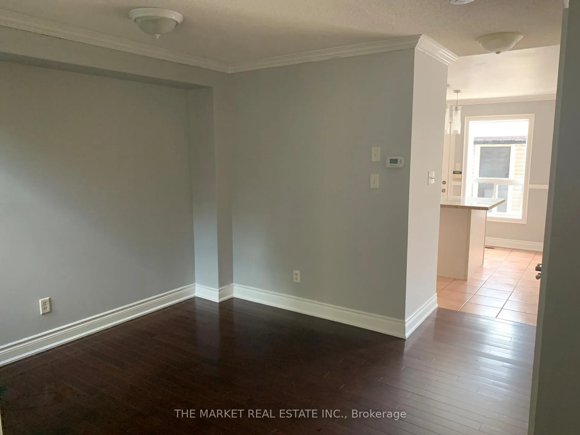 Photo 3 of 54 Tarragona Boulevard, Toronto, Junction Area — HOMEH