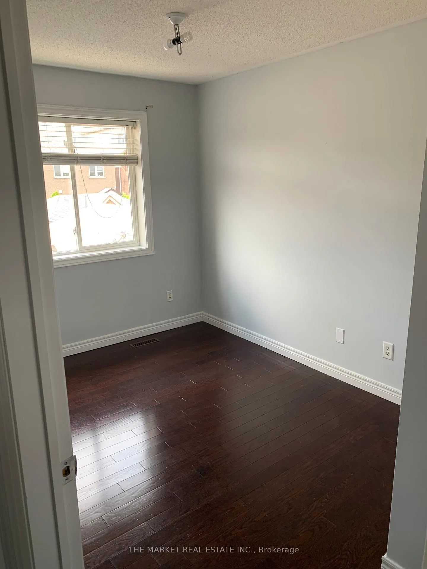 Photo 7 of 54 Tarragona Boulevard, Toronto, Junction Area — HOMEH