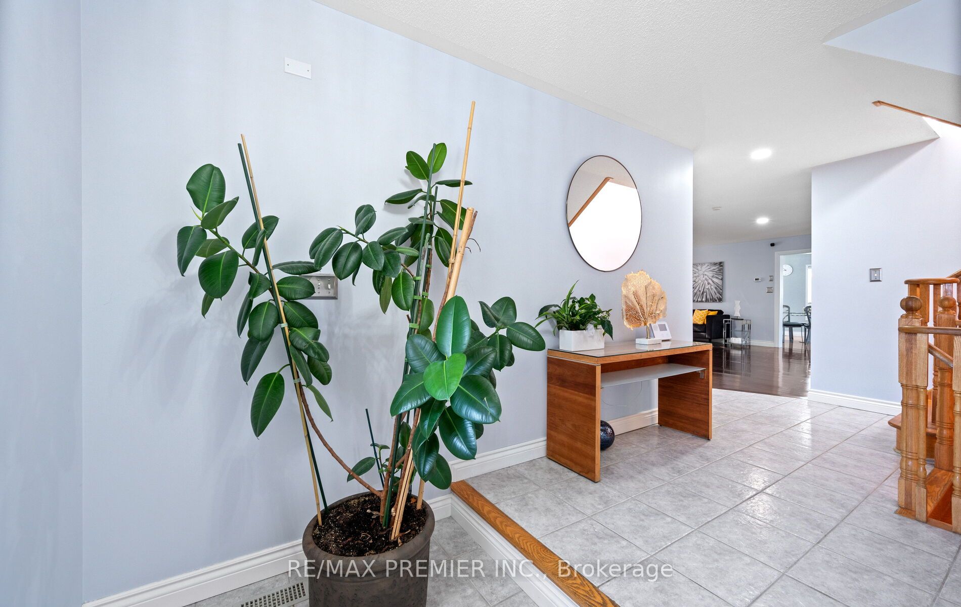 Photo 146 of 49 Fallstar Crescent, Brampton, Fletcher's Meadow — HOMEH