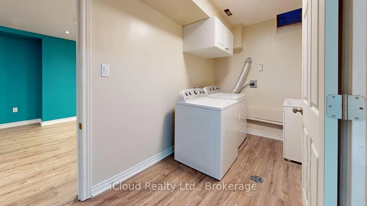 Photo 9 of Unit 2, 55 Royal Palm Drive, Brampton, Heart Lake East — HOMEH