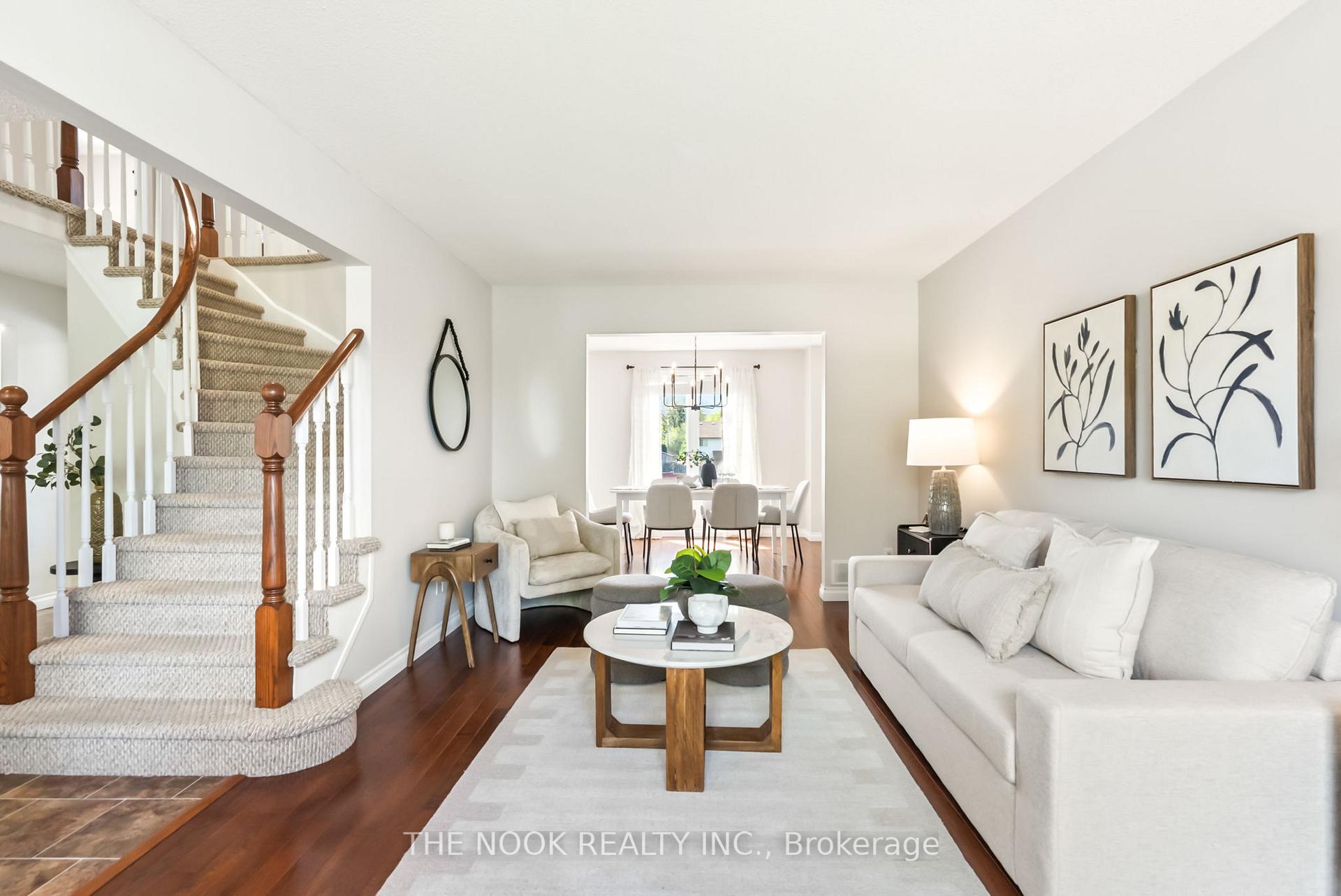 Photo 5 of 59 Pinedale Crescent, Clarington, Courtice — HOMEH