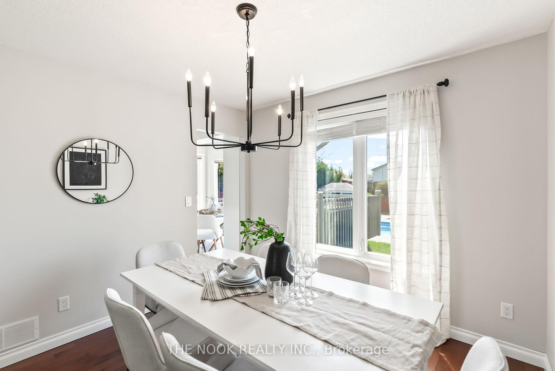 Photo 10 of 59 Pinedale Crescent, Clarington, Courtice — HOMEH