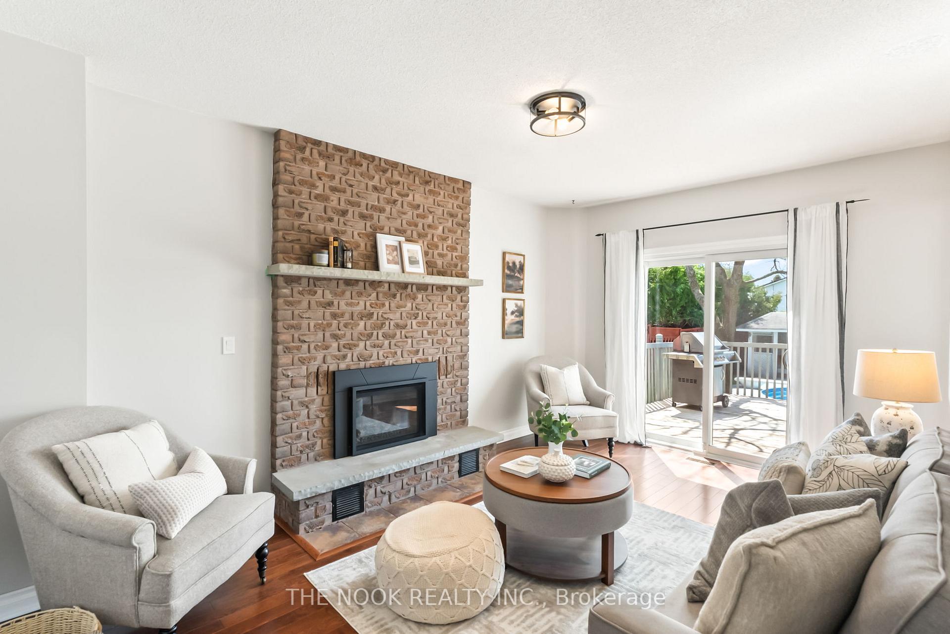 Photo 12 of 59 Pinedale Crescent, Clarington, Courtice — HOMEH