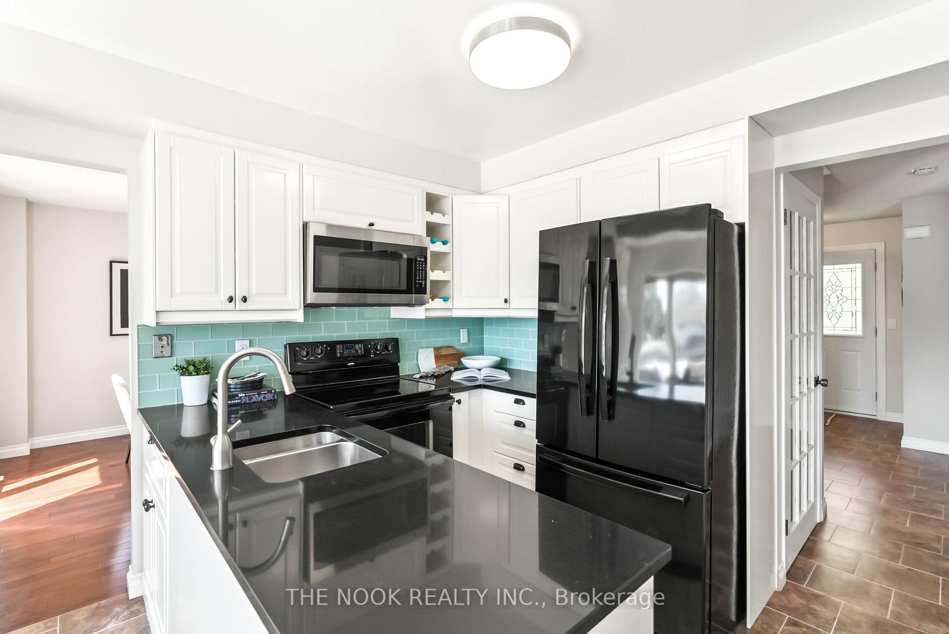 Photo 17 of 59 Pinedale Crescent, Clarington, Courtice — HOMEH