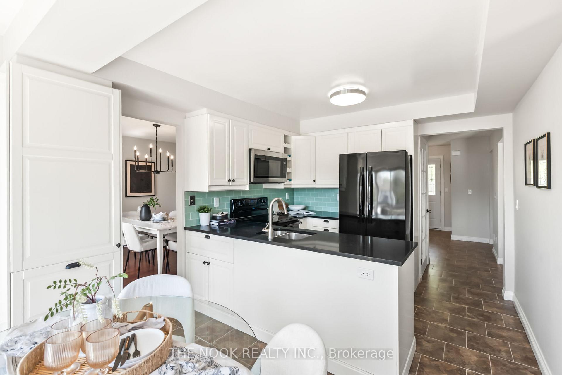 Photo 18 of 59 Pinedale Crescent, Clarington, Courtice — HOMEH