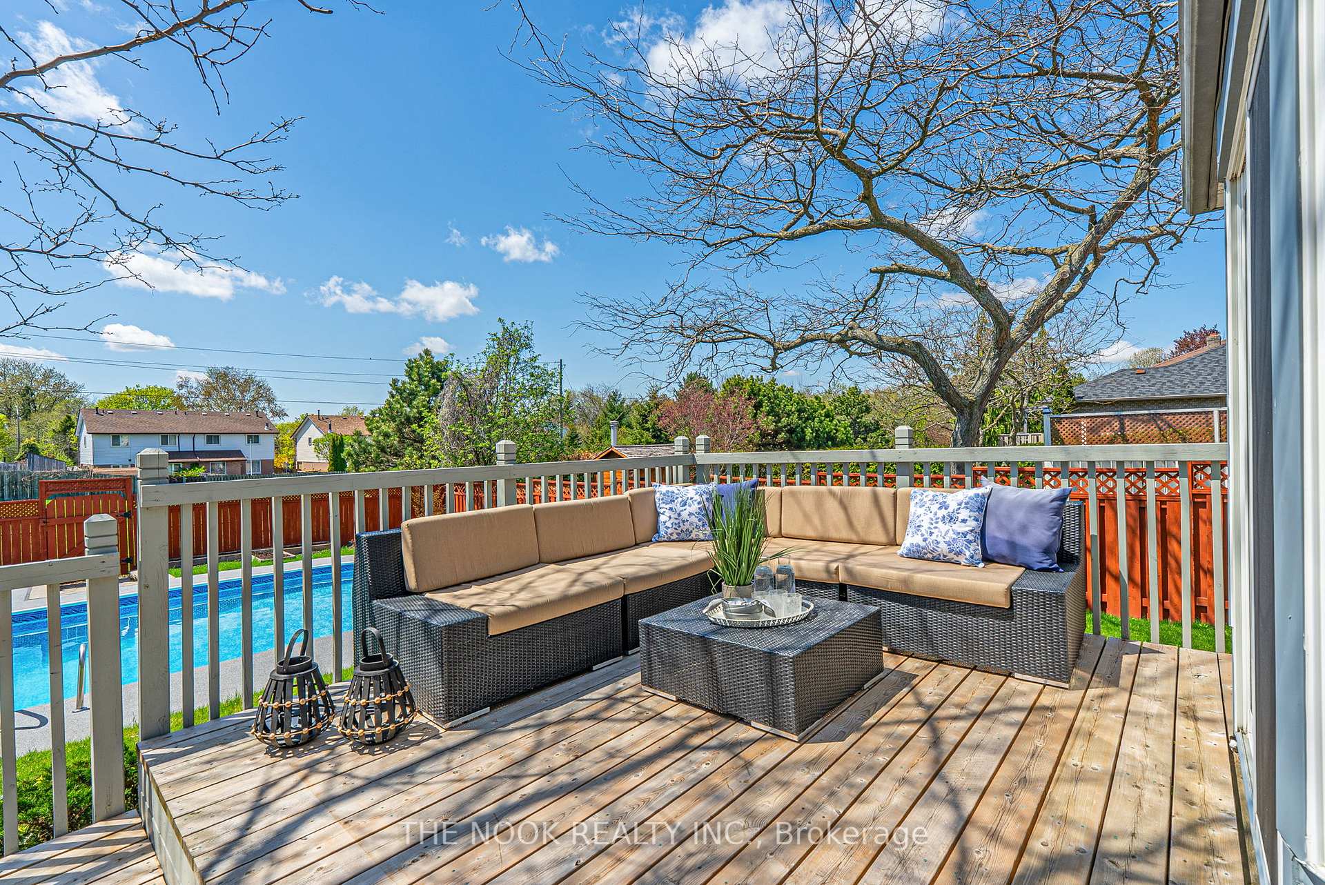 Photo 45 of 59 Pinedale Crescent, Clarington, Courtice — HOMEH