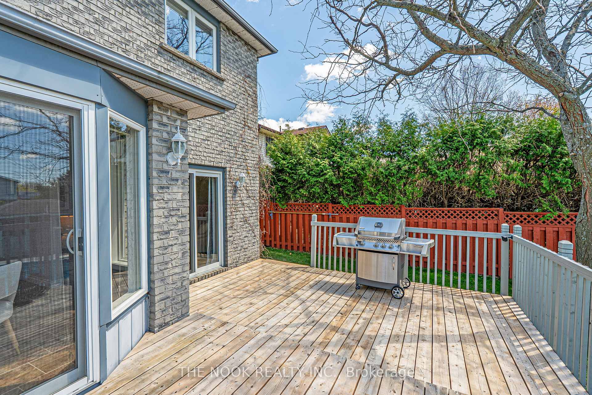 Photo 48 of 59 Pinedale Crescent, Clarington, Courtice — HOMEH