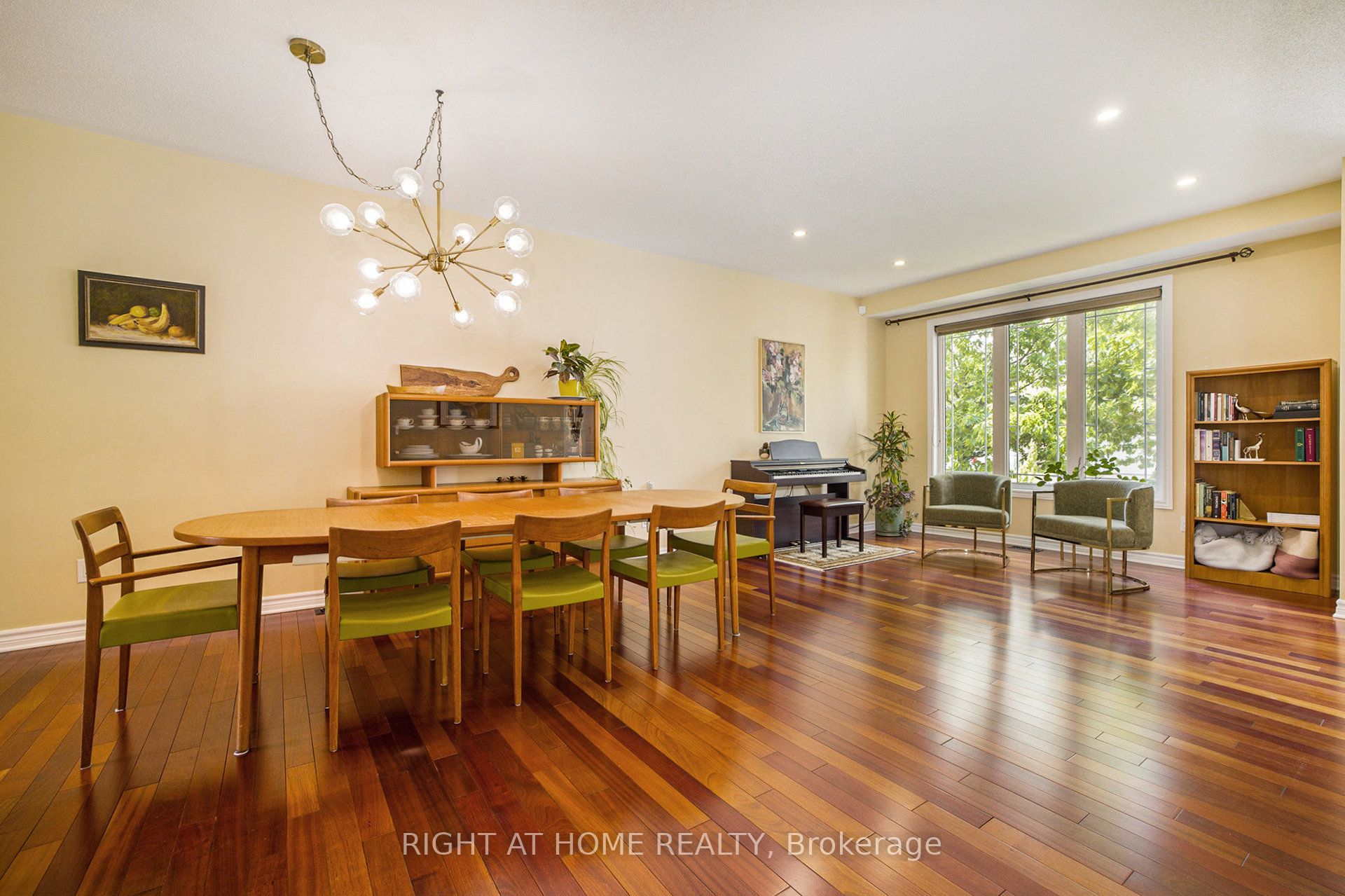 Photo 61 of 804 Oakside Crescent, Ottawa, Kanata - Morgan's Grant/South March — HOMEH