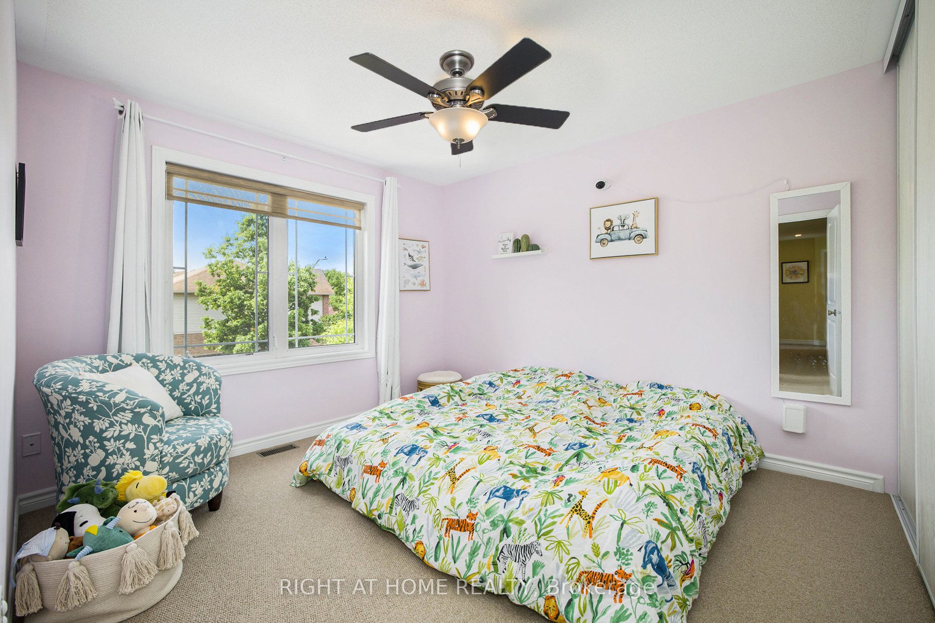 Photo 76 of 804 Oakside Crescent, Ottawa, Kanata - Morgan's Grant/South March — HOMEH