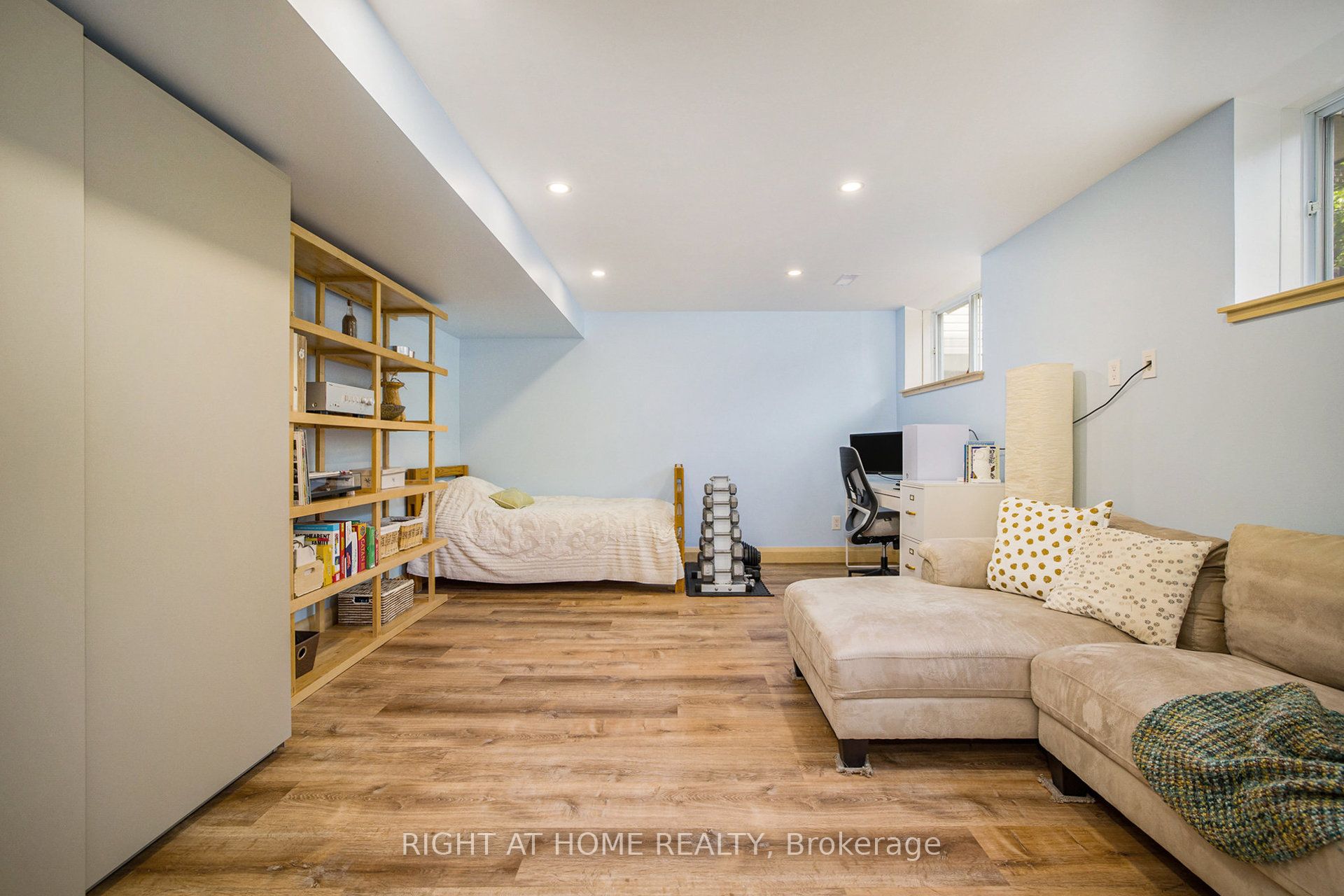 Photo 82 of 804 Oakside Crescent, Ottawa, Kanata - Morgan's Grant/South March — HOMEH