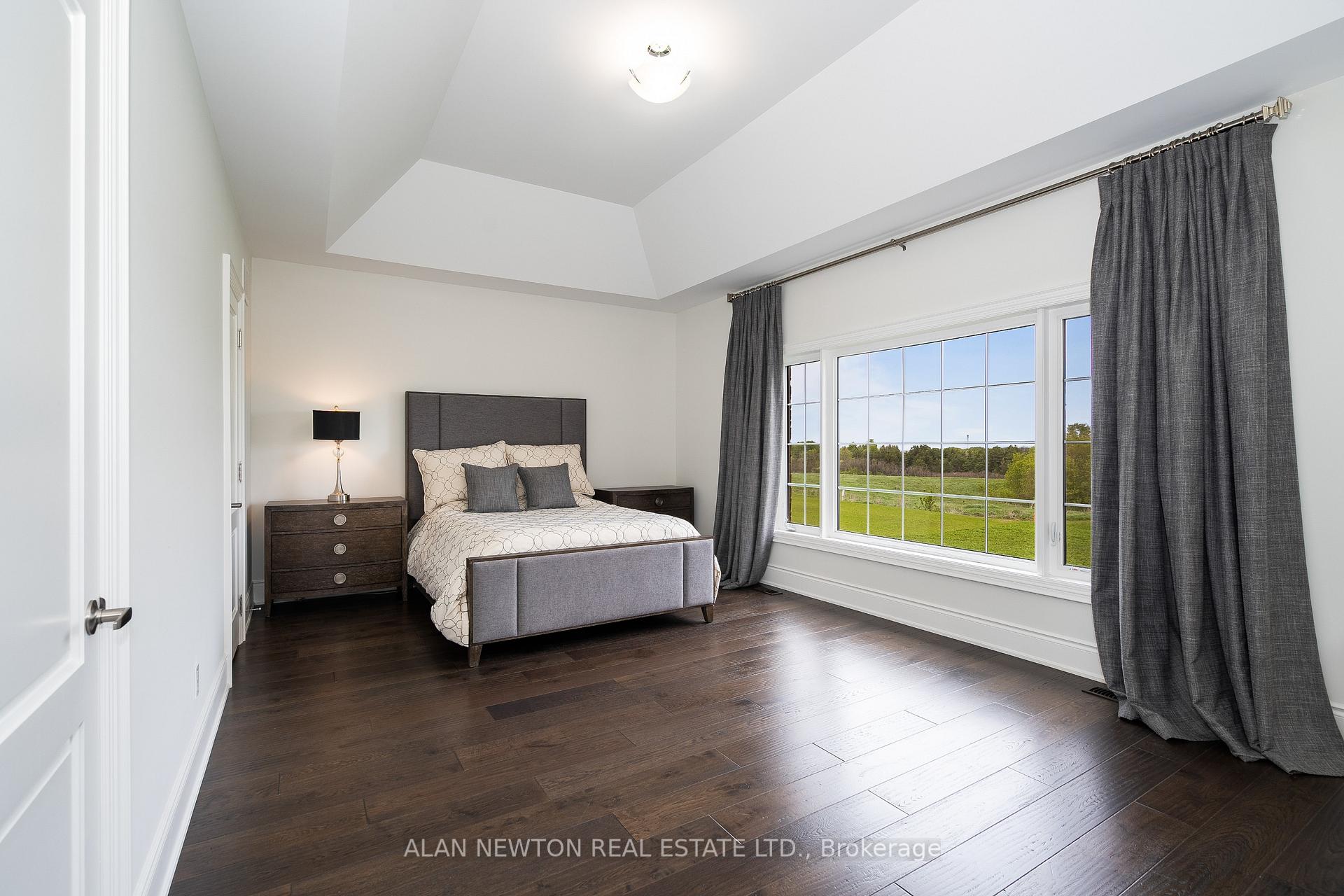 Photo 33 of 276 Amos Drive, Caledon, Palgrave — HOMEH