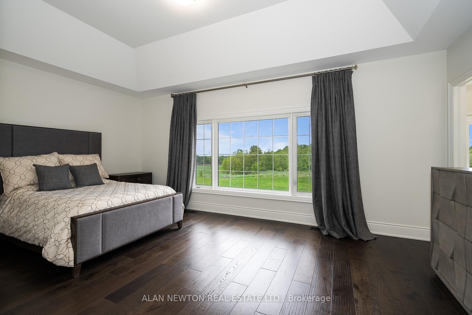 Photo 34 of 276 Amos Drive, Caledon, Palgrave — HOMEH