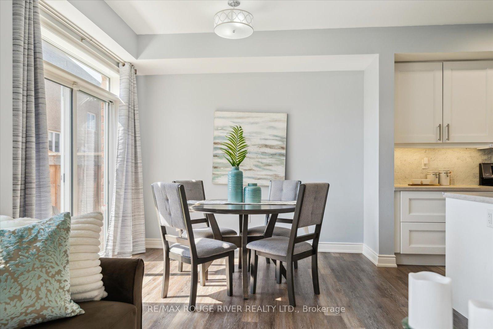 Photo 9 of 72 Lyle Drive, Clarington, Bowmanville — HOMEH