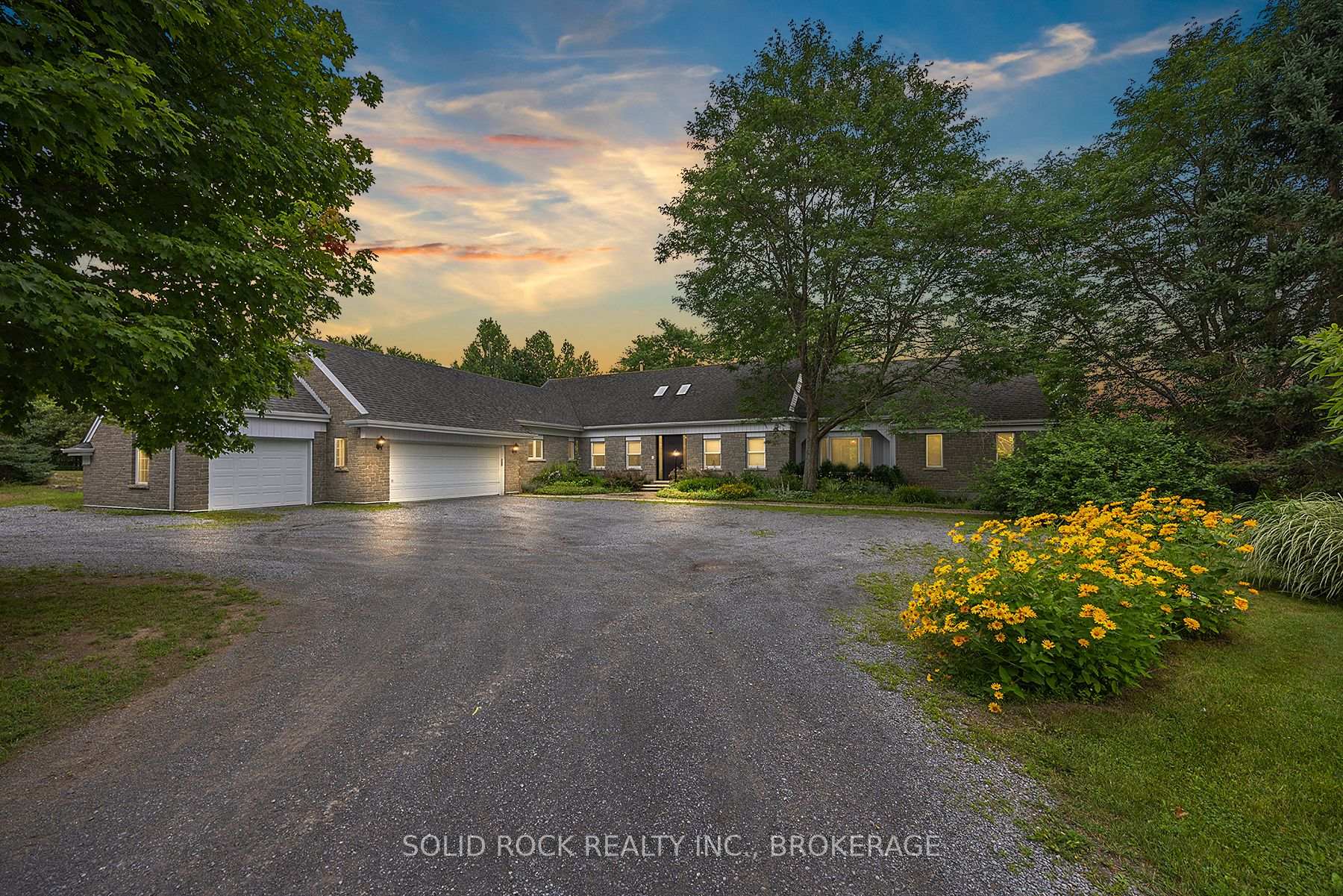 Photo 1 of 5915 Davey Drive, Frontenac, Frontenac South — HOMEH