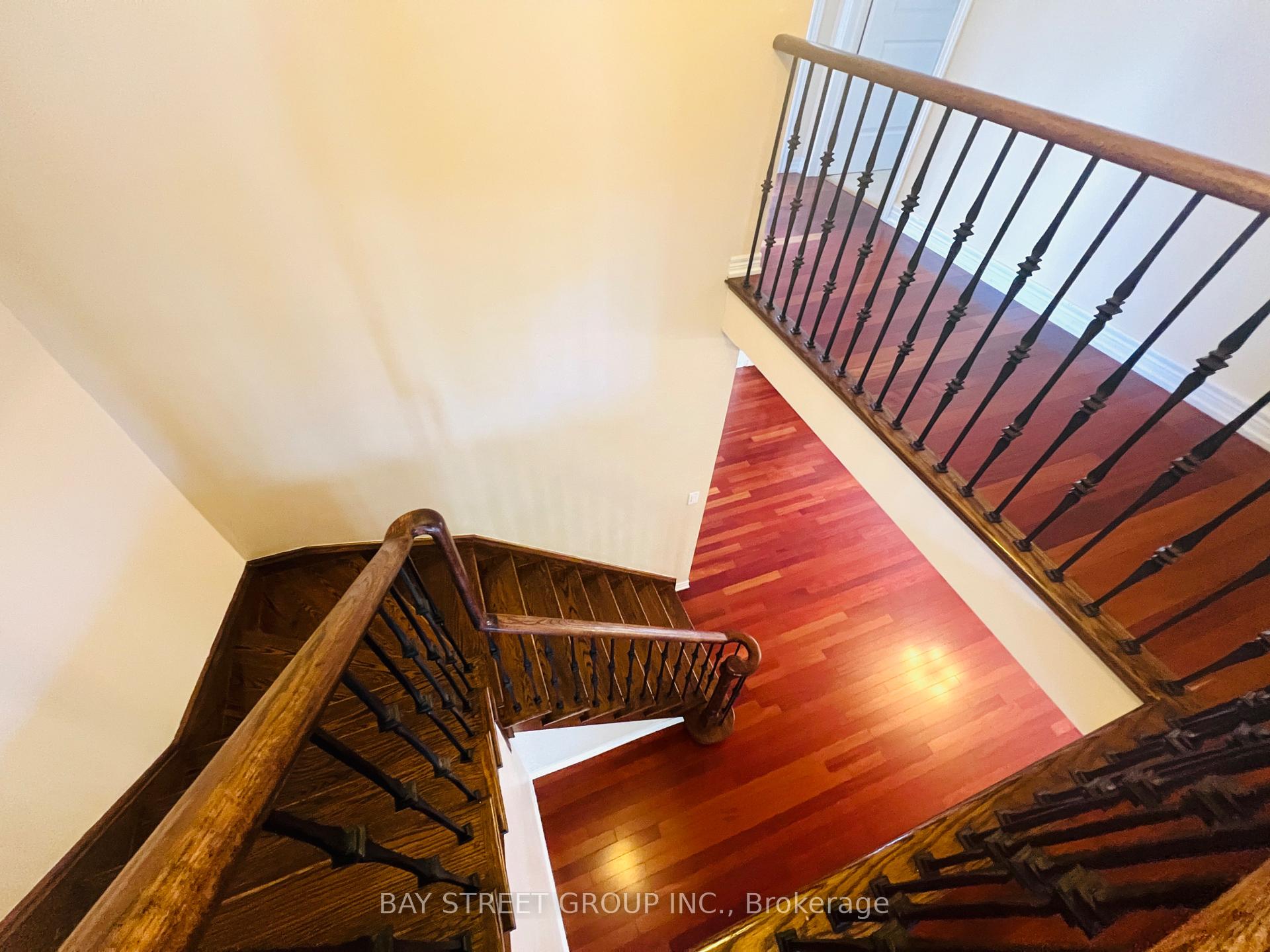 Photo 14 of 88 Halldorson Avenue, Aurora, Bayview Northeast — HOMEH