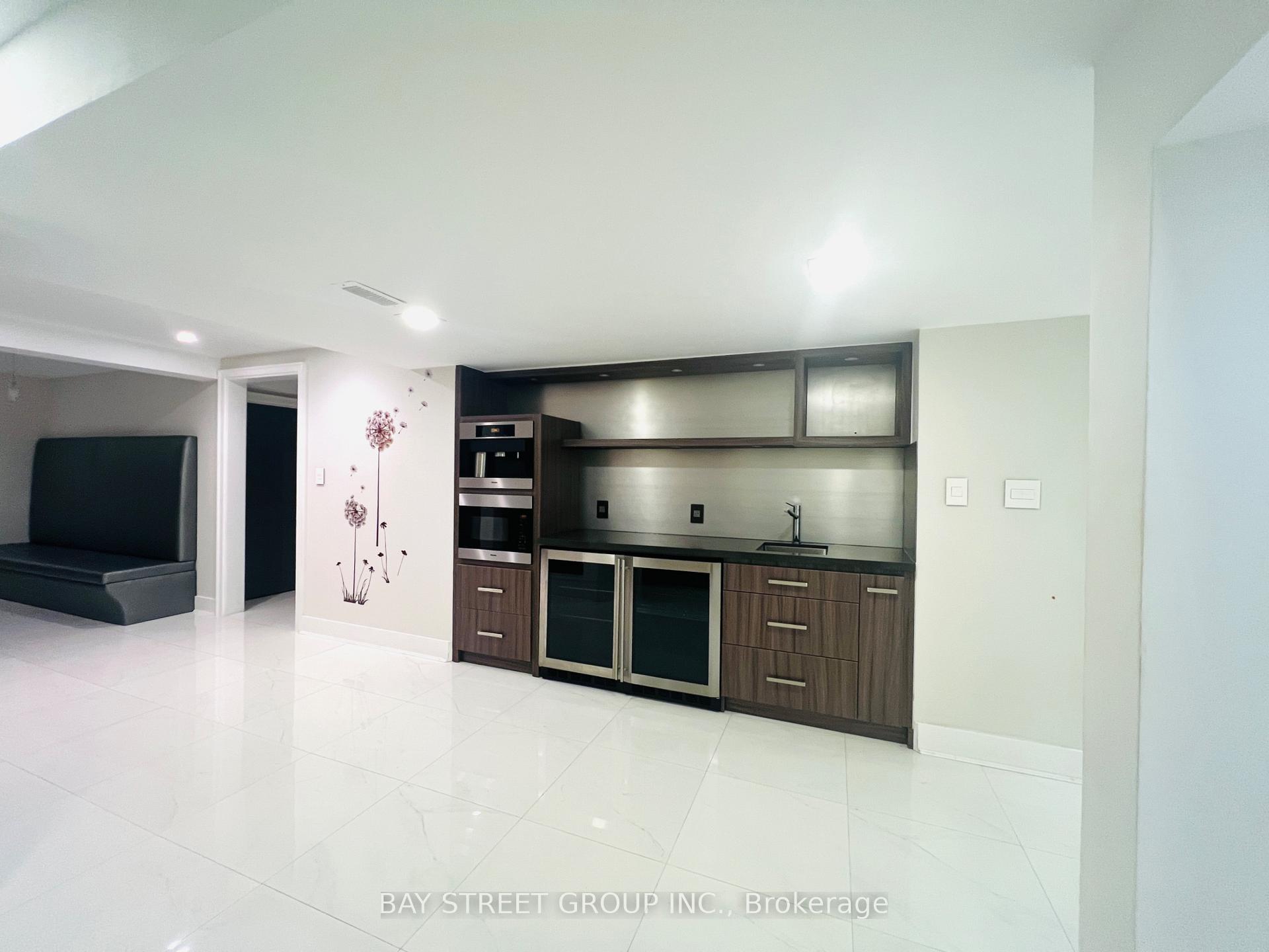 Photo 29 of 88 Halldorson Avenue, Aurora, Bayview Northeast — HOMEH