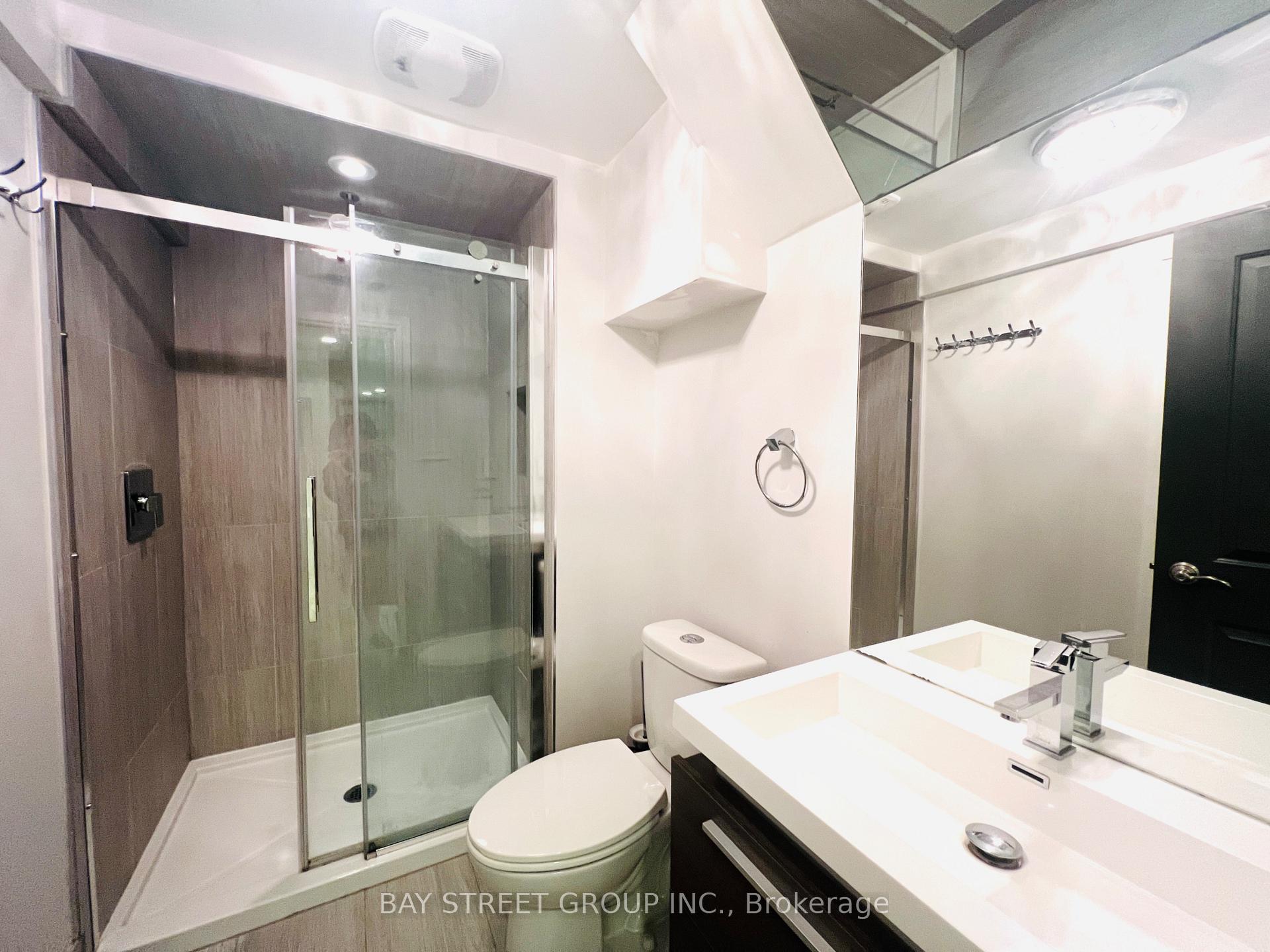 Photo 30 of 88 Halldorson Avenue, Aurora, Bayview Northeast — HOMEH
