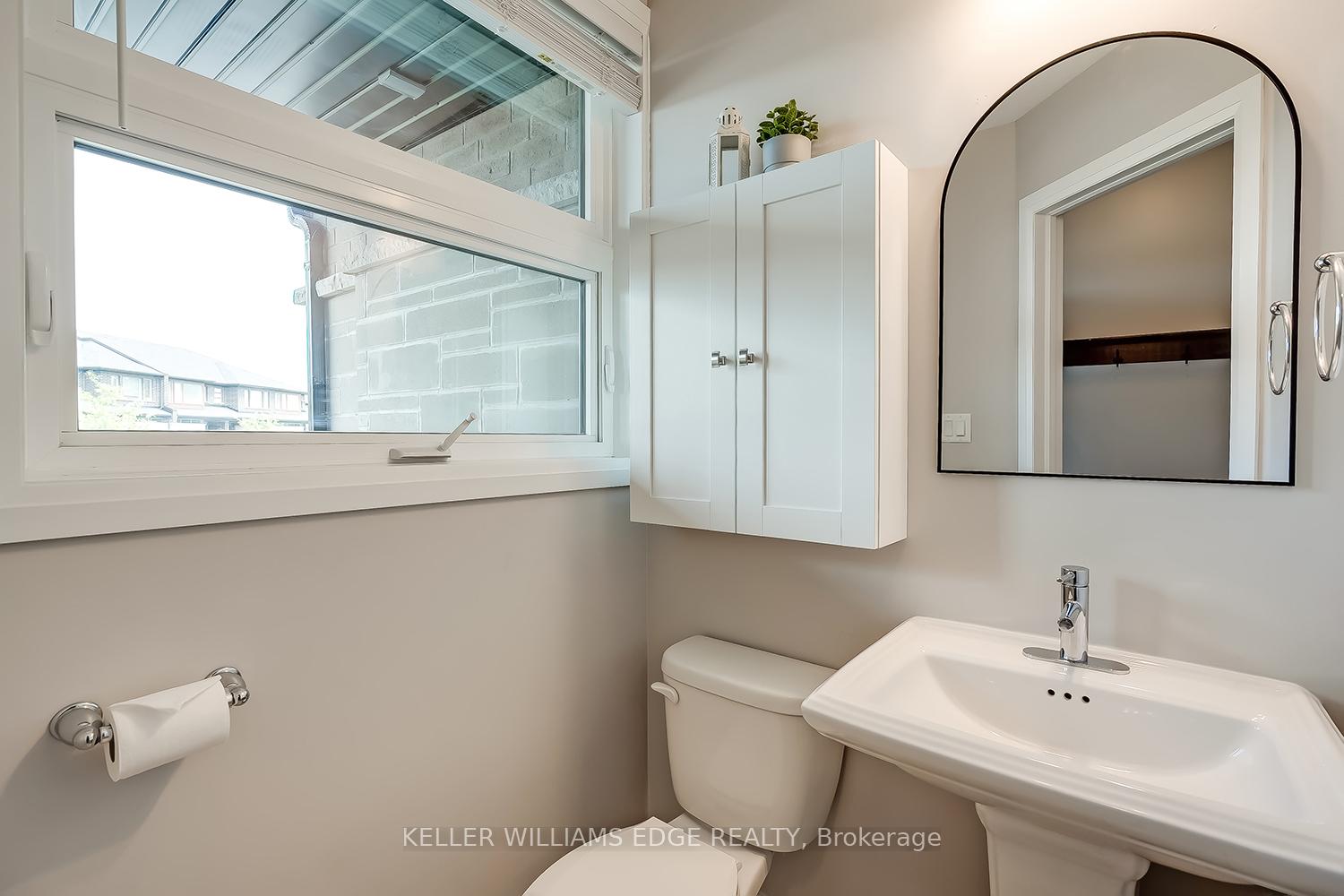 Photo 5 of 67 Columbus Gate, Hamilton, Stoney Creek Mountain — HOMEH