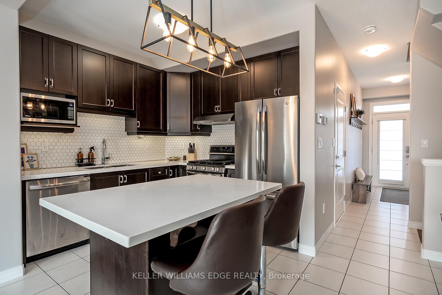 Photo 8 of 67 Columbus Gate, Hamilton, Stoney Creek Mountain — HOMEH