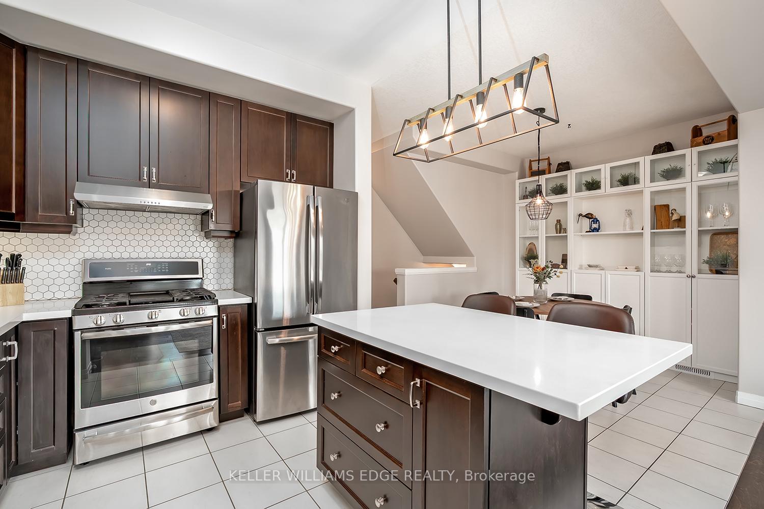 Photo 10 of 67 Columbus Gate, Hamilton, Stoney Creek Mountain — HOMEH