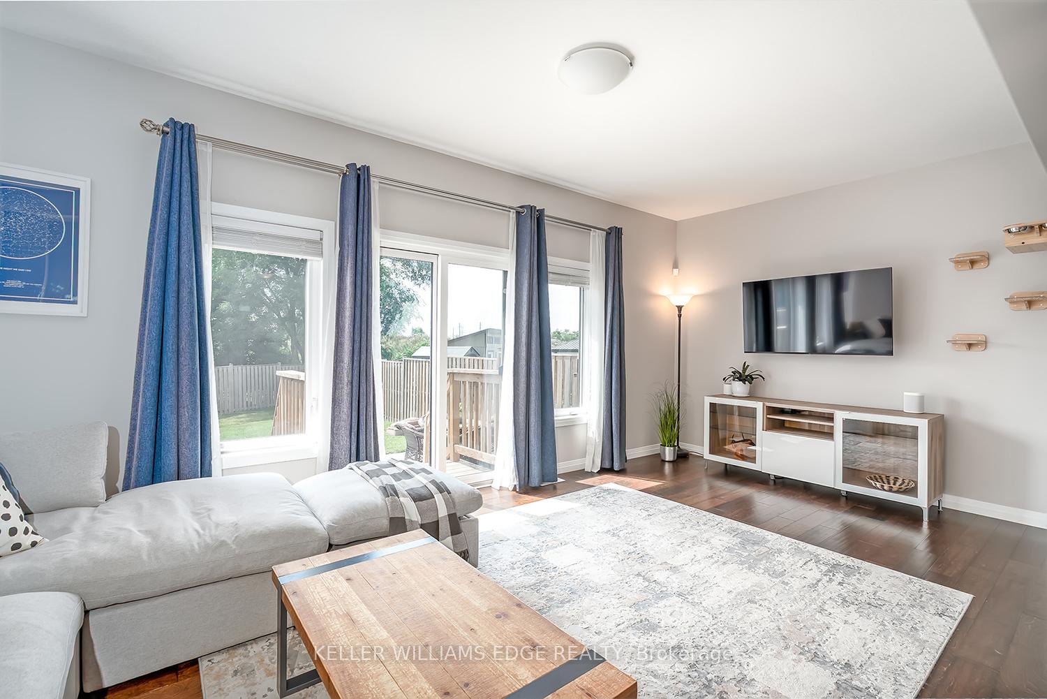 Photo 12 of 67 Columbus Gate, Hamilton, Stoney Creek Mountain — HOMEH