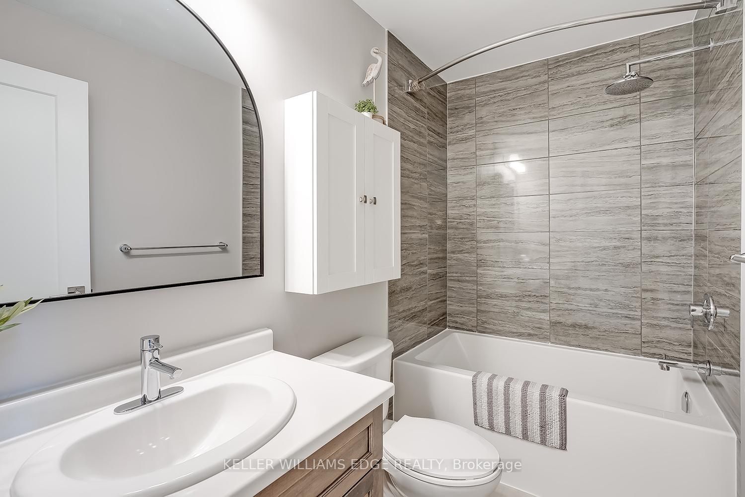 Photo 26 of 67 Columbus Gate, Hamilton, Stoney Creek Mountain — HOMEH